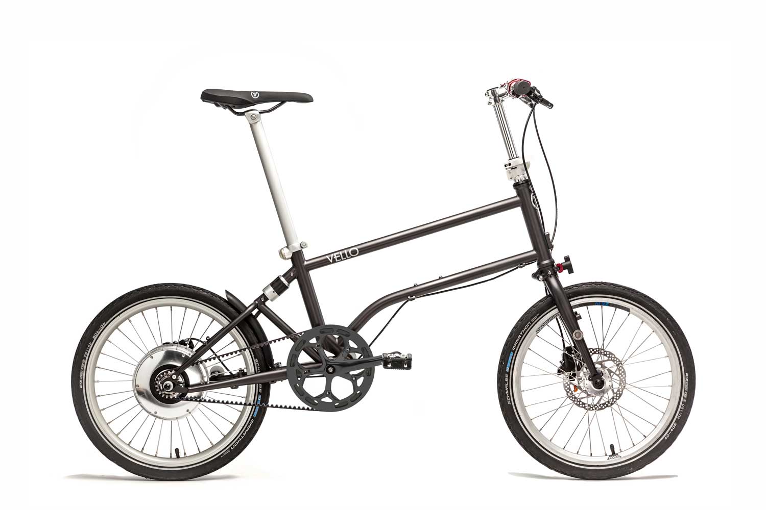 Ein entfaltetes VELLO BIKE plus Automatic Faltrad / Klapprad in der Farbe Anthrazit, mit 20 Zoll Schwalbe Marathon Reifen.